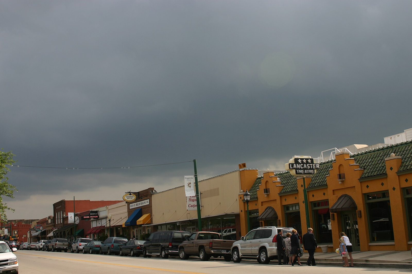 Shopfronts and the Palace Theatre along historic Main Street in Grapevine, Texas