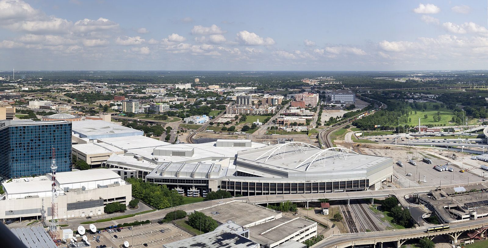 Aerial view of the Kay Bailey Hutchison Convention Center Dallas, the anchor venue in any Dallas business travel guide