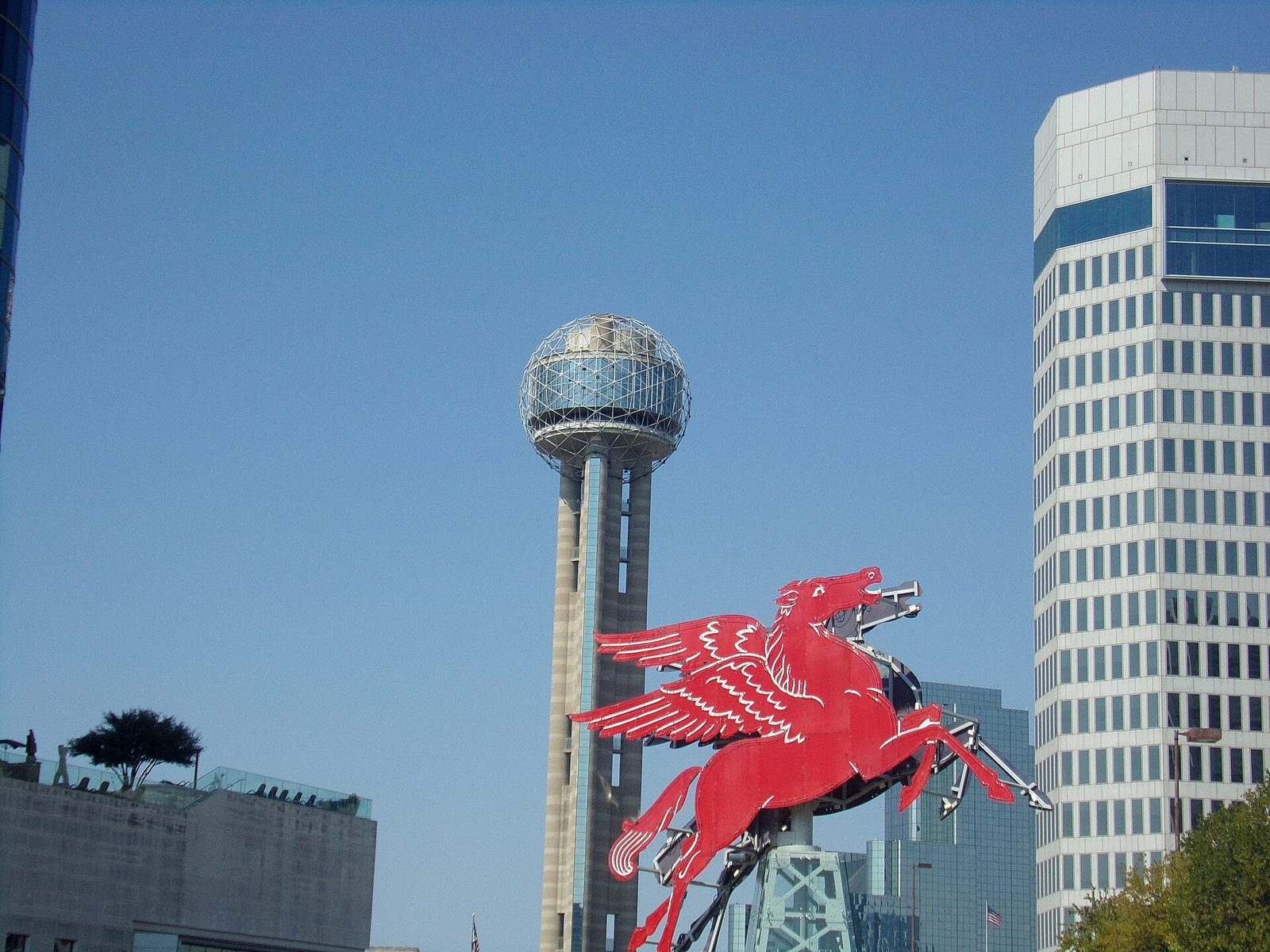 Dallas on a Budget: Costs, Free Things and Money-Saving Plans